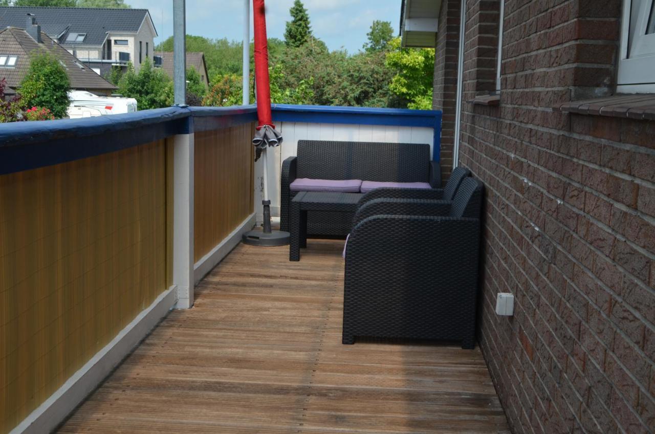 Ferienwohnung Schoner Im Schiffehaus Schillig Exterior foto